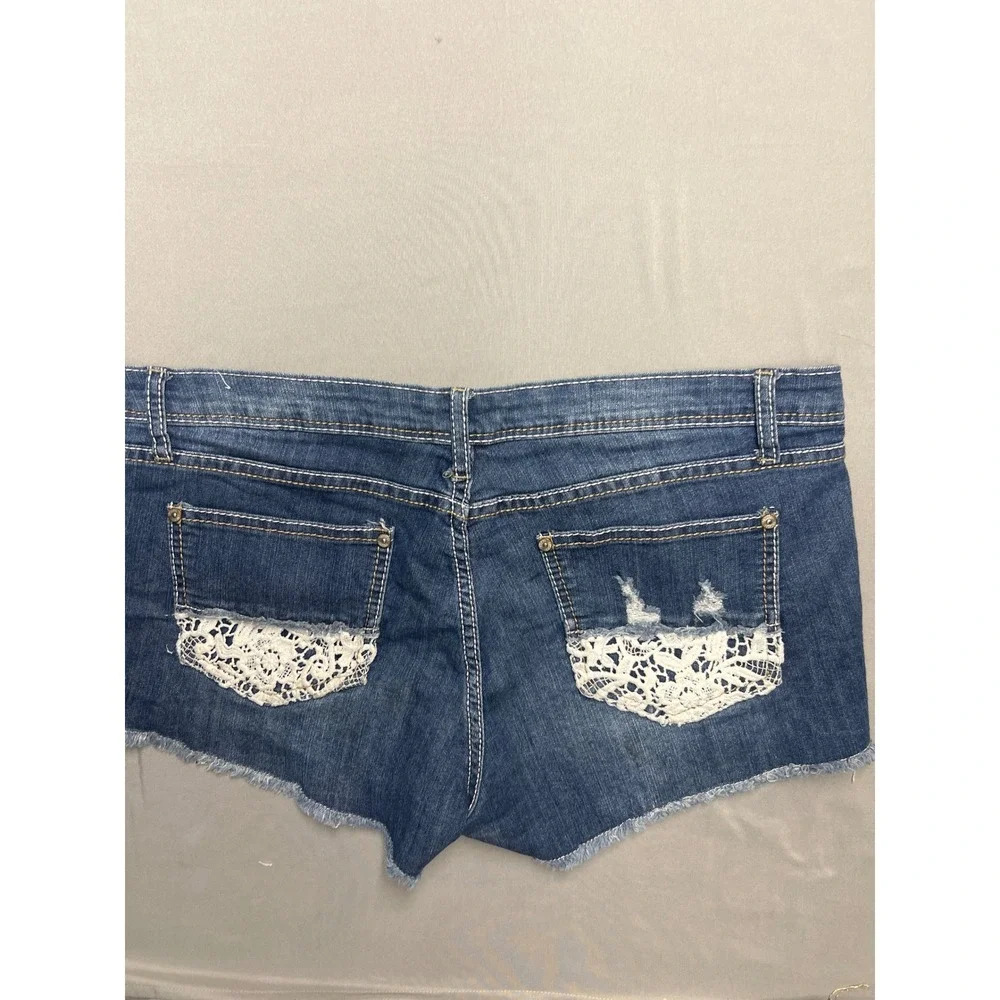 Rue21 Womens Blue Distressed Lace Pocket Denim Cut Off Shorts Size 13/14